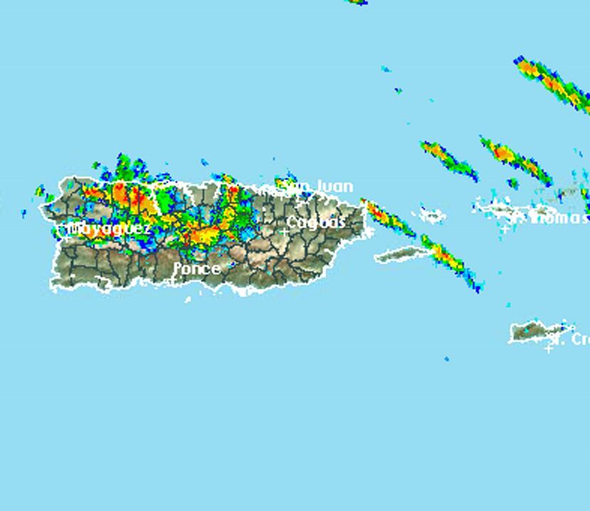 El radar registra lluvias en la zona central y noroeste de la isla. (Imagen del radar del SNM)
