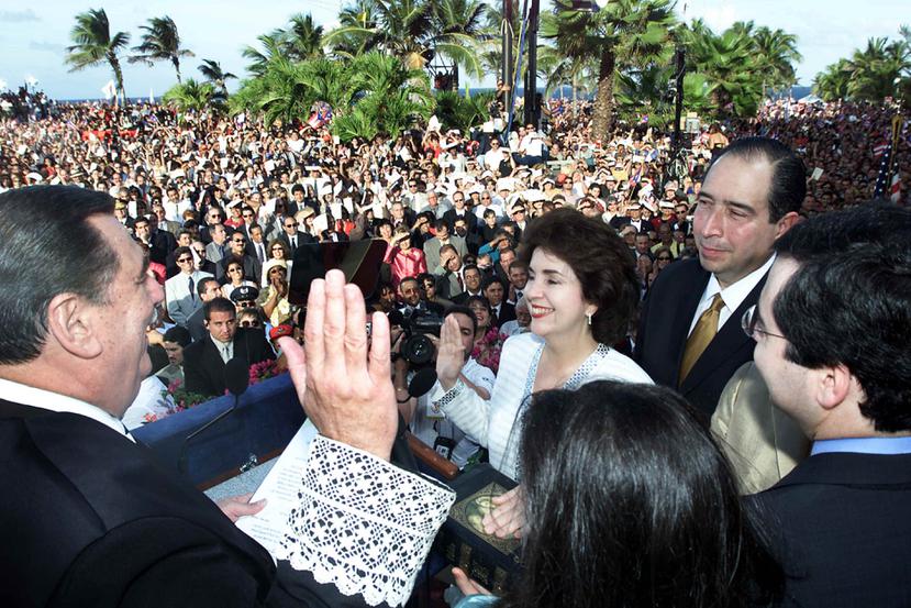 Sila María Calderón Serra - 2001 a 2005: Calderón Serra fue la primera y, hasta el momento, la única mujer en ser electa a la gobernación. Fue, además, la alcaldesa de San Juan y secretaria de Estado, del 1988 a 1989. (GFR Media)