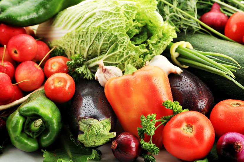La ingesta óptima es de 300 gramos de fruta y 400 gramos de verduras al día. (Shutterstock)