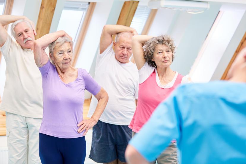 Numerosos estudios han analizado los efectos de la rehabilitación cardiaca en los pacientes adultos mayores. (Shutterstock)