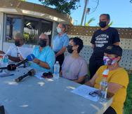 “Todos Somos Pueblo” hizo su conferencia de prensa frente a la central Palo Seco, en Cataño.