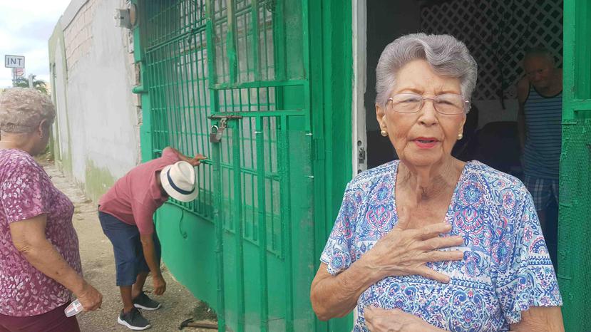 Miriam Espinosa de 70 años en su residencia en el casco urbano en Ceiba. (Cesiach López)