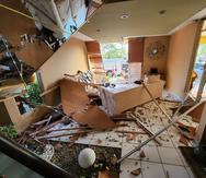 Parte de los daños registrados en la residencia en Toa Alta. (Negociado del Cuerpo de Bomberos)