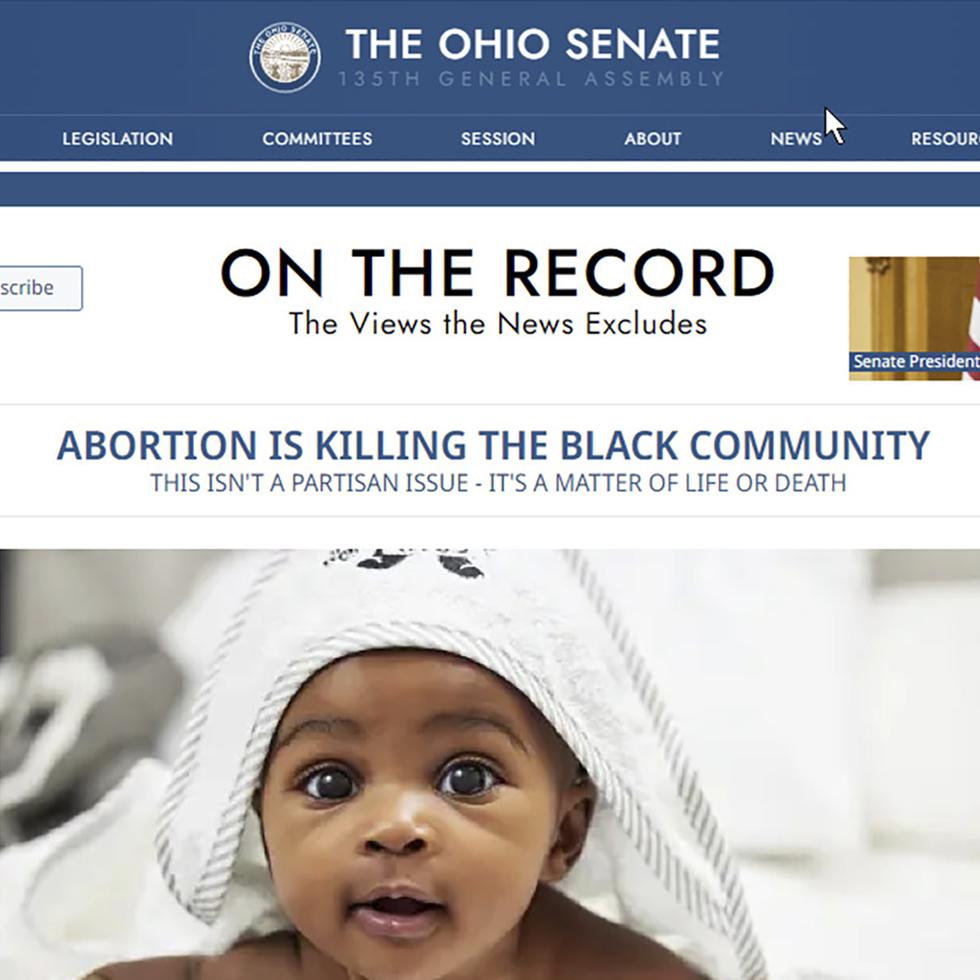 Esta imagen muestra una captura de pantalla del sitio web "On The Record", que publica el Senado de Ohio --encabezado por el Partido Republicano-- y que debutó en septiembre. El sitio web gubernamental, favorecido en las búsquedas en internet por su supuesta autoridad e imparcialidad, presenta argumentos engañosos en torno a la propuesta de enmienda constitucional sobre el derecho al aborto que se someterá al voto este otoño. (Senado de Ohio vía AP)
