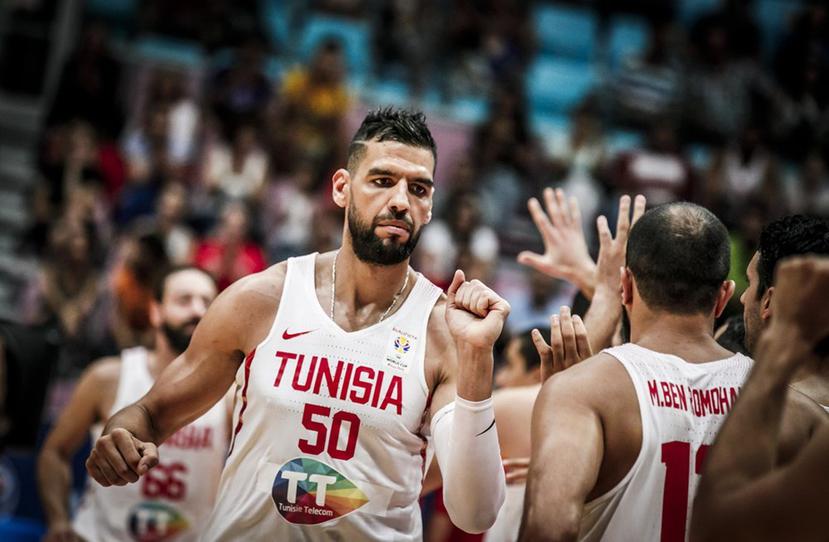 El centro Salah Mejri, de Túnez, es compañero de equipo de  José Juan Barea en los Mavericks de Dallas. (Foto/FIBA)