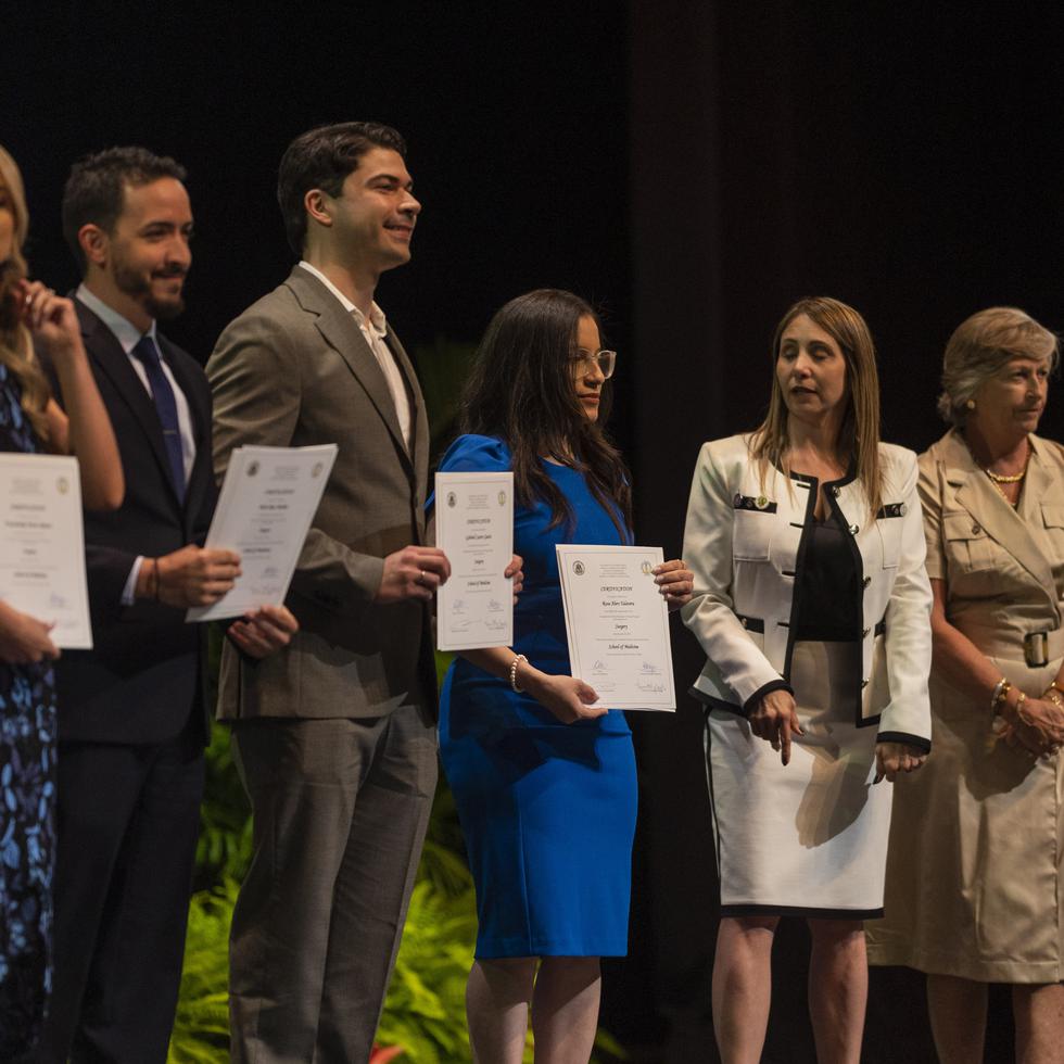 Of 134 residents and interns in the Medical Science Campus graduating class of 2024, 60 will complete fellowships in subspecialties. Of those, 18 will complete them in Puerto Rico and 42 in the United States.