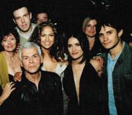 En la fotografía aparecen estrellas como Ben Affleck, Susan Sarandon, Gael García Benral y Ed Limato.