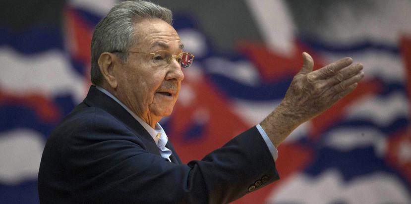 Castro dirigirá una sesión de trabajo legislativo que evaluará el plan de la economía nacional para lo que resta de año.  (AP)