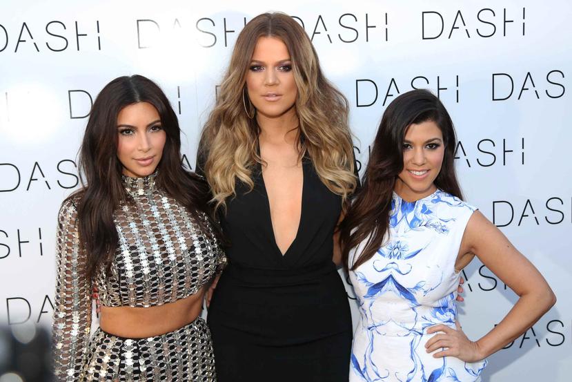 El publicista de Kim Kardashian dijo el sábado por la tarde que las hermanas "están bien". (AP)
