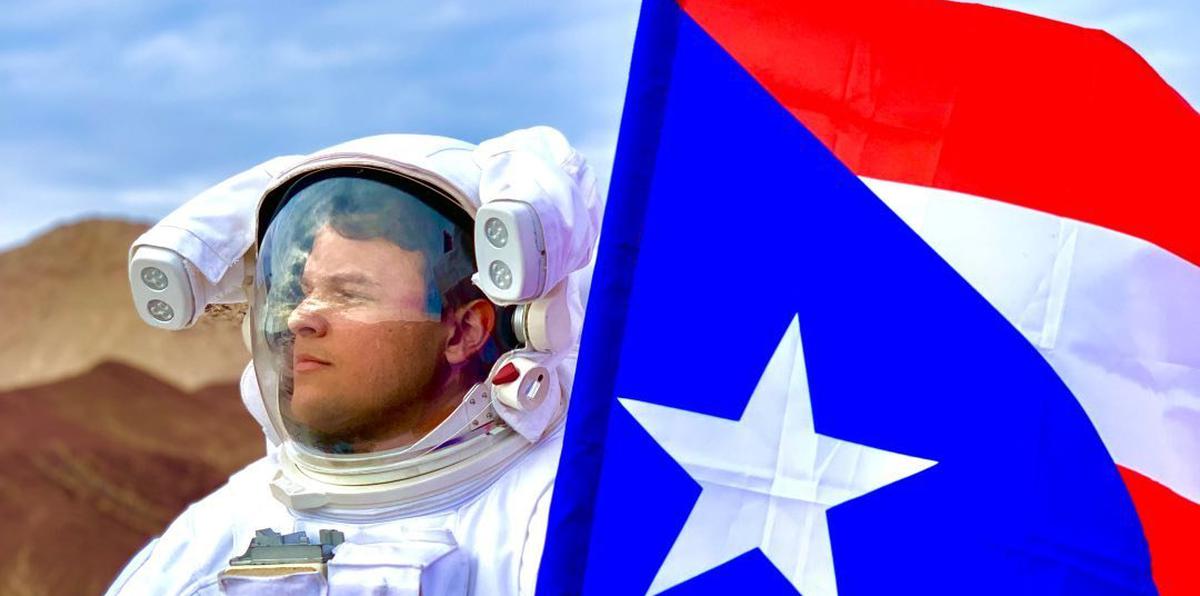 El joven mayagüezano es estudiante de ingeniería mecánica y aspira a convertirse en astronauta.