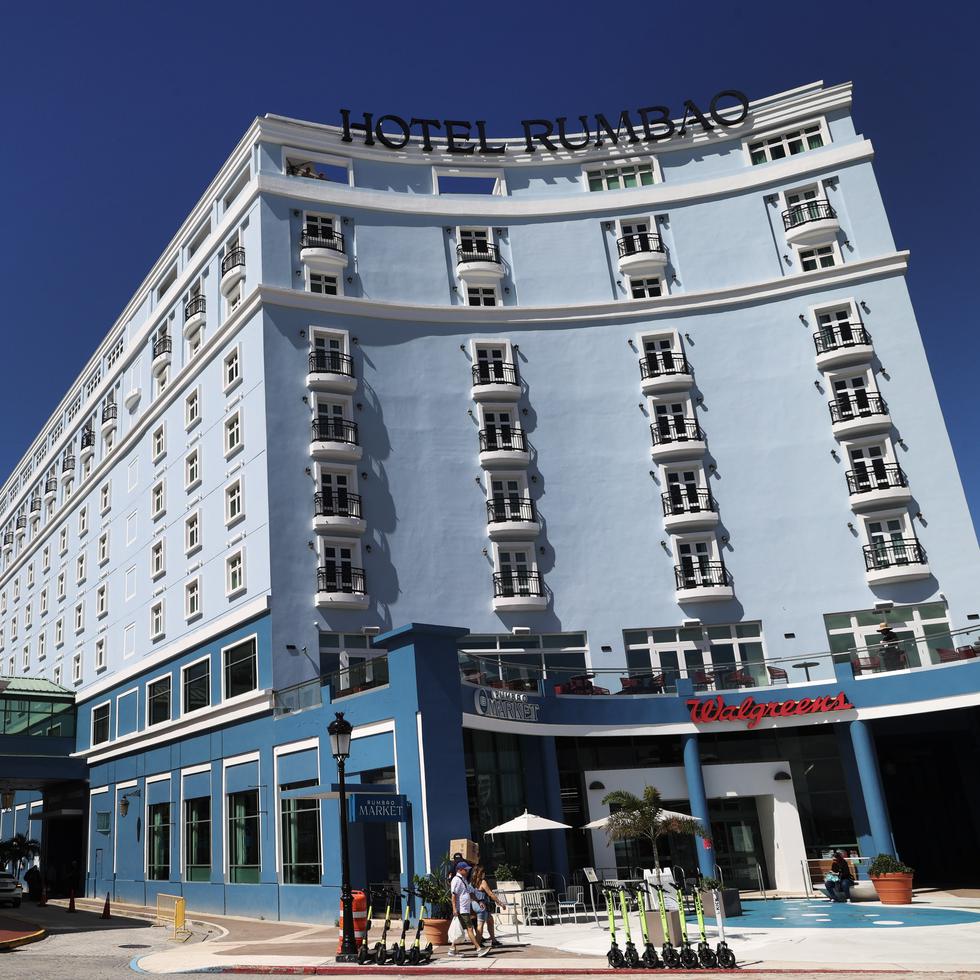 La fachada del hotel Rumbao Tribute Portfolio, antes Sheraton, cuenta con un nuevo color exterior.