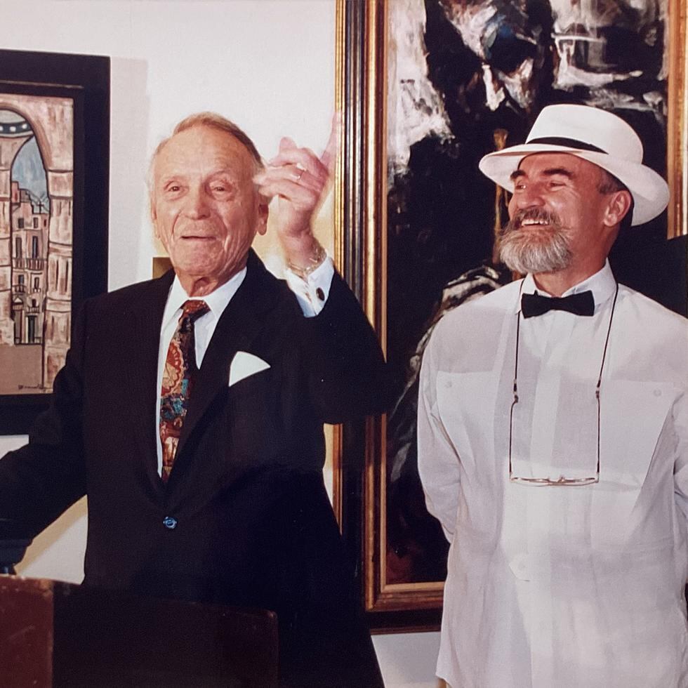 Don Luis A. Ferré y Antonio Martorell en la presentación de la obra "Visiones de Proteo" en el Museo de Arte de Ponce en el año 1992.