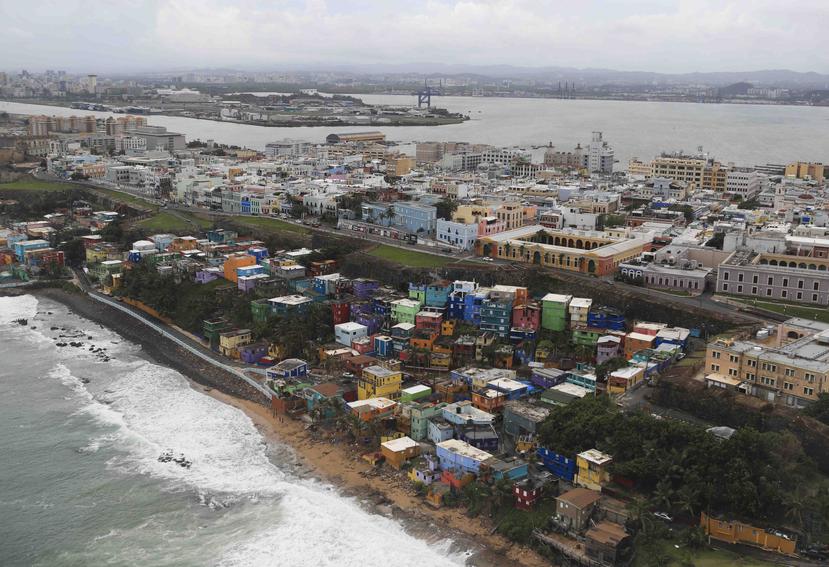 Vista aérea de La Perla y Puerta de Tierra en San Juan. (GFR Media)