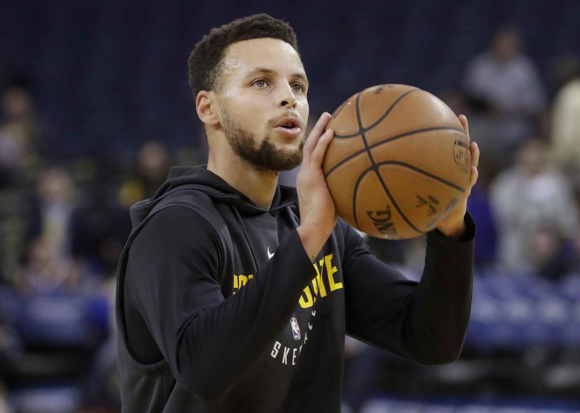 Curry, que eligió en segundo lugar, se decantó para el quinteto titular de su equipo por el escolta James Harden de los Rockets de Houston (2) y el alero griego Giannis Antetokounmpo (4), de los Bucks de Milwaukee, ambos máximos encestadores de la liga. (