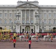 Solo el Palacio de Buckingham emplea a unas 1,200 personas.