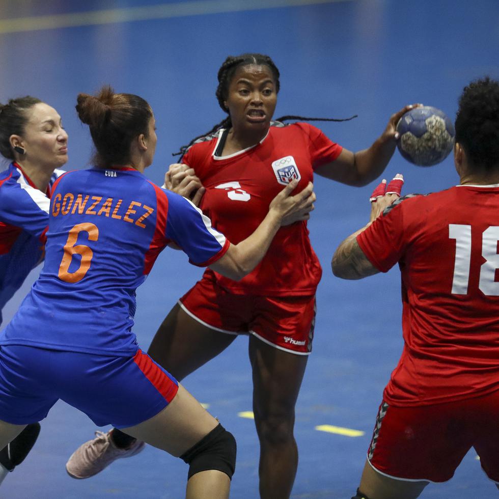 Puerto Rico cayó ante Cuba en la final del balonmano femenino de los Juegos Centroamericanos y del Caribe San Salvador 2023, celebrados este verano.