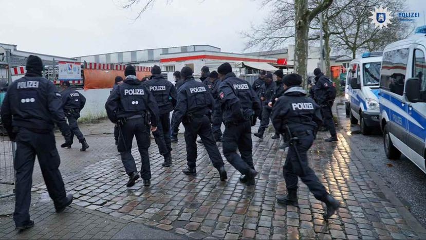 La policía dijo contar con información de un sospechoso y la investigación permanece abierta. (Archivo / Twitter / @PolizeiHamburg)