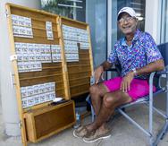 Emilio Rodriguez es contable y ha sido billetero de la loteria electronica por mas de 30 años.