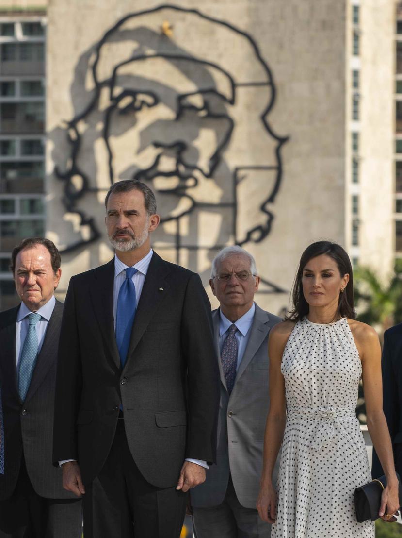Felipe VI y Letizia Ortiz llegaron anoche a La Habana. (AP)