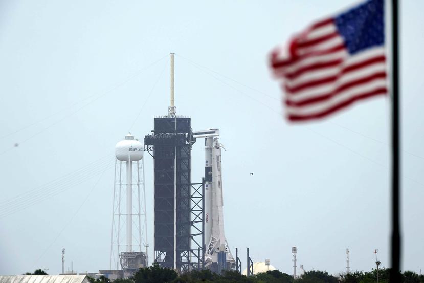 El cohete Falcon 9 de la empresa SpaceX se colocó en la plataforma 39A desde el miércoles de la semana pasada. (AP)