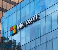 A través de Twitter, la compañía señaló que estaba investigando el problema técnico que, a su vez, afectó Microsoft Teams, SharePoint Online y OneDrive para Negocios.
