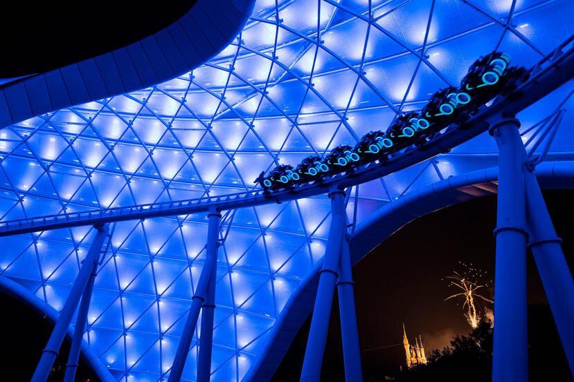 En D23 Expo 2022, se anunció que TRON Lightcycle/Run abrirá en la primavera de 2023 en Magic Kingdom Park en Walt Disney World Resort.