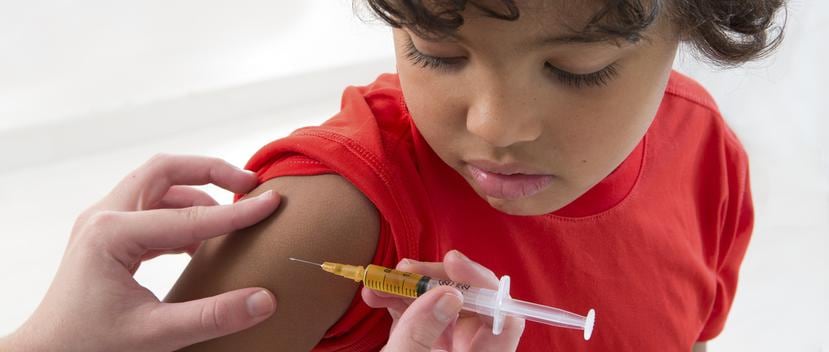 Casi 13 millones de menores no recibieron la primera dosis de la vacuna contra la difteria, el tétanos y la tos ferina (DTP). (Shutterstock)