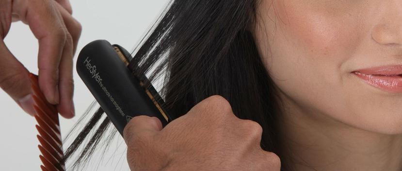 Toma las precausiones necesarias para convertir la plancha en aliada de tu cabello y no en su enemiga. (Foto: Archivo)