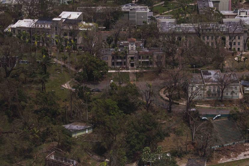 El Recinto Universitario de Mayagüez tras el paso del huracán María. (GFR Media)