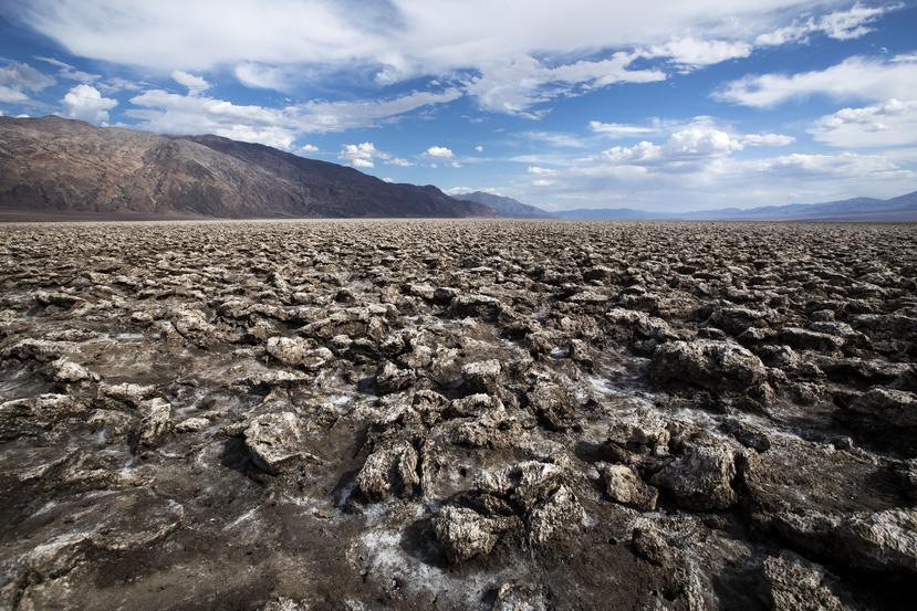 Vista del desierto del Death Valley (Valle de la Muerte), situado en el sureste de California, donde el pasado viernes se registró una temperatura máxima de 123 grados Fahrenheit.