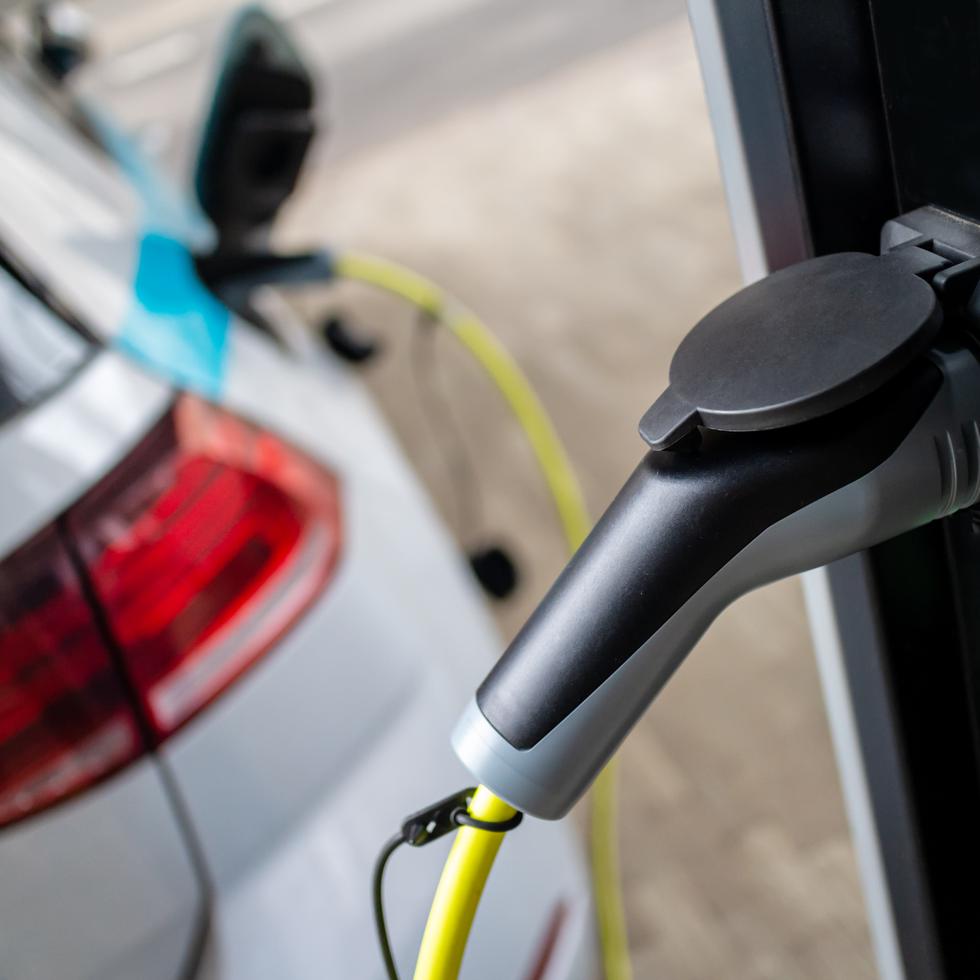 Más de cuatro millones de vehículos eléctricos están en circulación en Estados Unidos y Puerto Rico, según datos del gobierno federal.