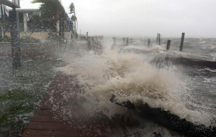 Imagen de las condiciones que se observaron ante el paso de Matthew cerca a Banana River, Florida.