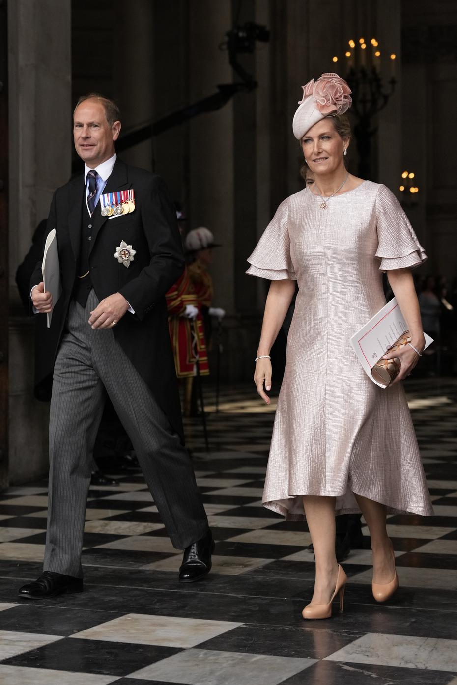 El hijo menor de la monarca británica, el príncipe Edward junto a su esposa Sophie.