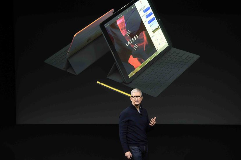 Los nuevos ordenadores portátiles MacBook Pro estarán disponibles con pantallas de 13 y 15 pulgadas. (Bloomberg)