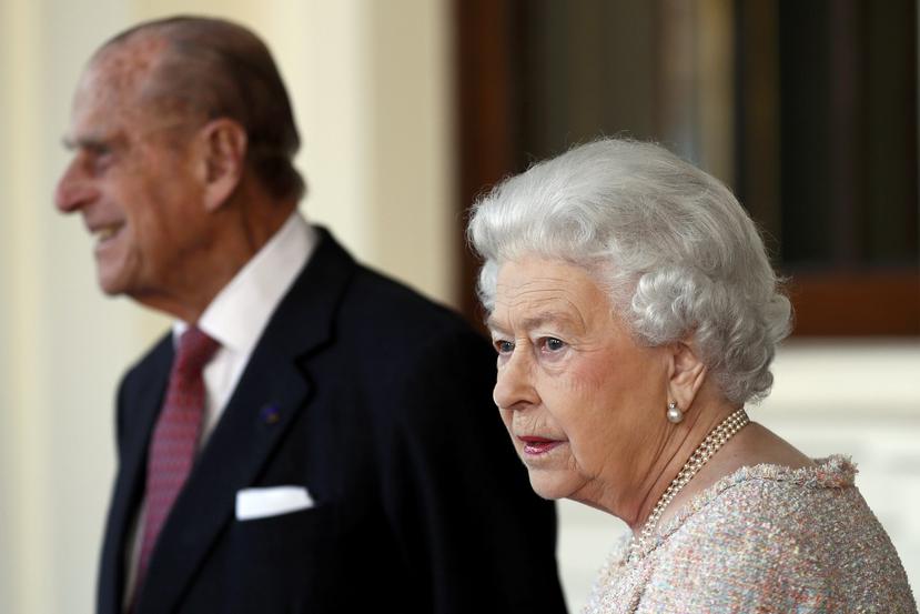 El próximo mes de abril la reina cumplirá 95 años y en junio el príncipe alcanzará los 100. (Foto: AP)