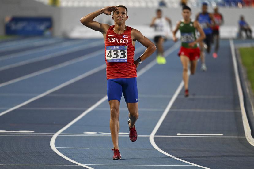 El barranquiteño Héctor Pagán ganó oro en los 5,000 metros.