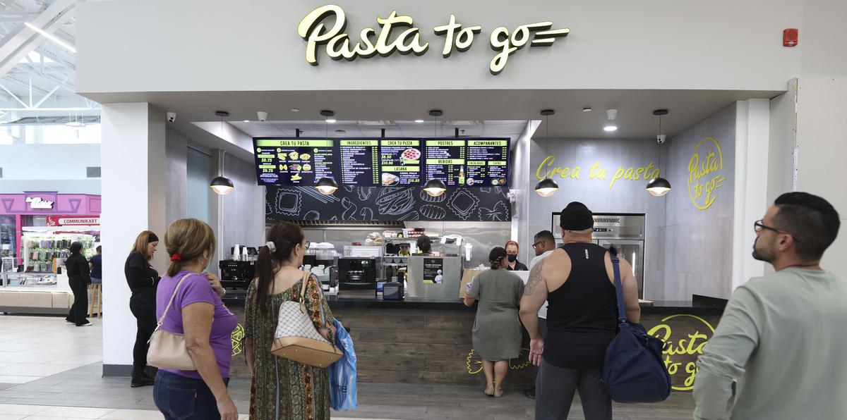 El nuevo Pasta To Go está en el food court del centro comercial Plaza Centro en Caguas, genera 12 empleos directos y la inversión sumó $255,000.