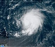 Imagen visible (GeoColor) que muestra el huracán Lee al mediodía del 8 de septiembre de 2023.