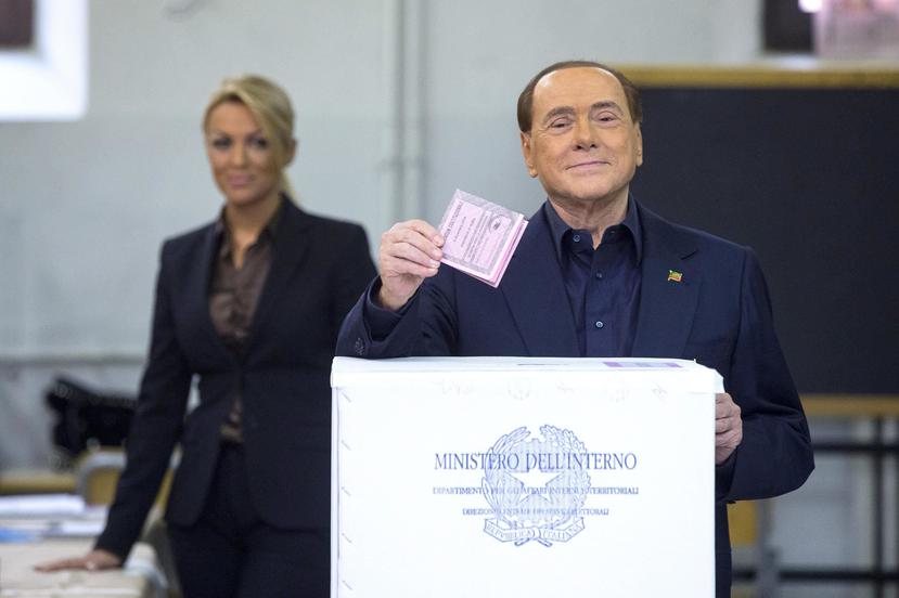 Berlusconi es dueño del 99.93% del club, que compró hace 30 años. (Archivo / EFE)