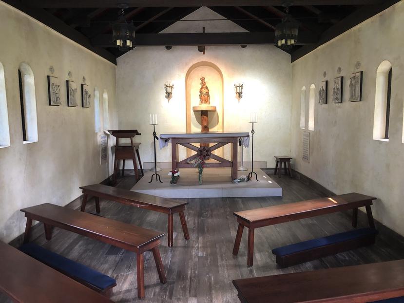 El Santuario Nuestra Señora de la Leche y del Buen Parto es una pequeña capilla ubicada en un apacible predio de terreno dentro de la Misión de Dios.