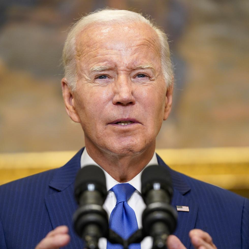 “El Congreso debe actuar ya”, reclamó Biden en el texto, a la vez que mostró sus condolencias y las de la primera dama, Jill Biden, a los familiares de las víctimas mortales.