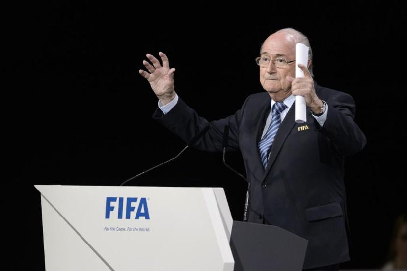 Blatter fue seleccionado apenas uno días a su quinto termino.