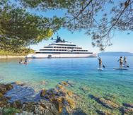 Emerald Cruises está de celebración con el bautismo en Venecia, Italia, de su primer yate de mar, el Emerald Azzurra.