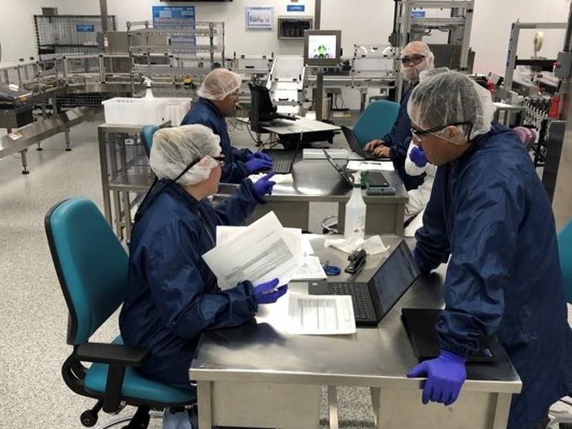 El corazón industrial de Amgen se encuentra en Juncos, donde la multinacional estadounidense procesa la mayor parte de su producción farmacéutica global, gracias a una fuerza laboral que supera 2,400 personas.