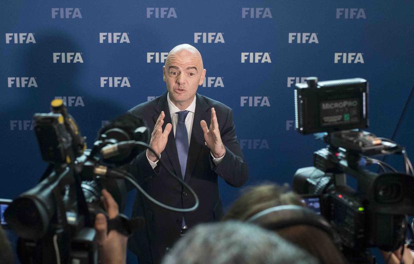 El presidente de la FIFA, Gianni Infantino, durante el anuncio. (AP)