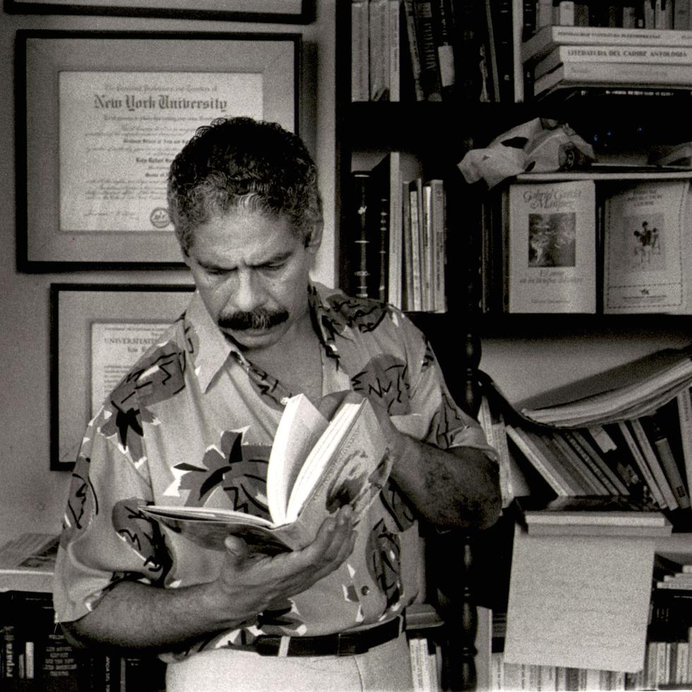 La dramaturgia de Luis Rafael Sánchez incluye la obra "La pasión según Antígona Pérez".
