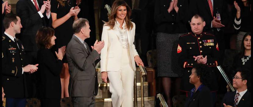 La Primera Dama, Melania Trump, durante su ingreso a la Cámara de Representantes. (Foto: AP)