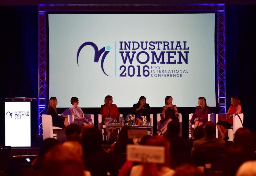 El primer Congreso de la Mujer Industrial comenzó ayer con una nutrida agenda de conferenciantes tanto locales, como internacionales.