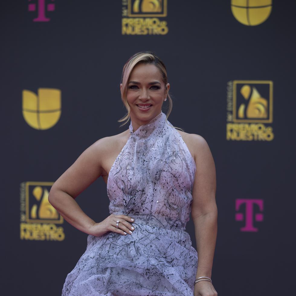 La actriz y presentadora puertorriqueña Adamari López vistió del diseñador Gustavo Arango. 


Foto: Pablo Martinez