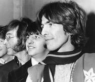 Paul McCartney, John Lennon, Ringo Starr y George Harrison formaron el grupo The Beatles en Liverpool.